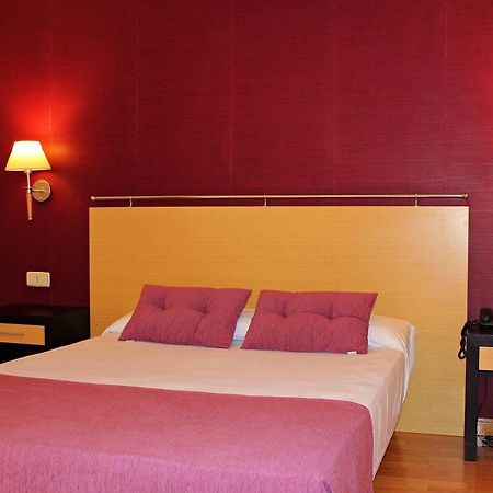 Hotel Equo 阿兰约兹 外观 照片