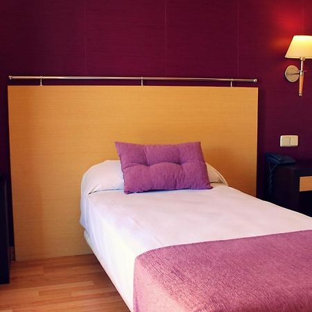 Hotel Equo 阿兰约兹 外观 照片