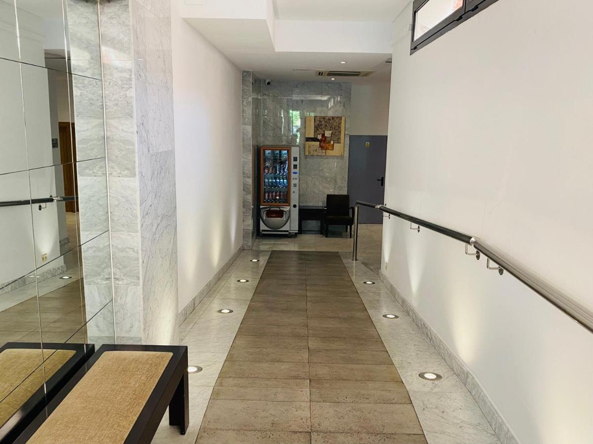 Hotel Equo 阿兰约兹 外观 照片