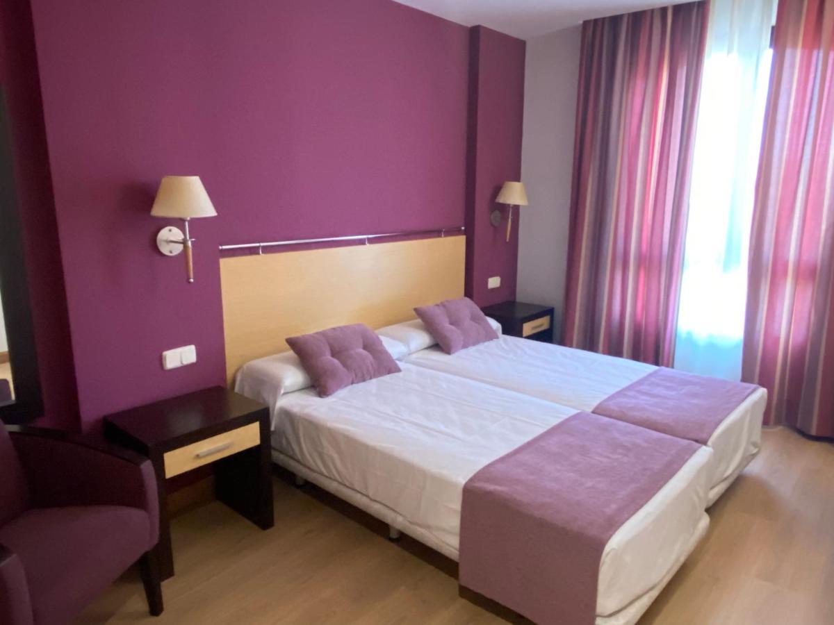 Hotel Equo 阿兰约兹 外观 照片